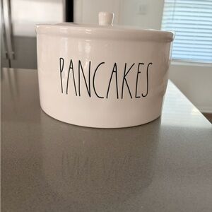 Rae Dunn Pancake Container